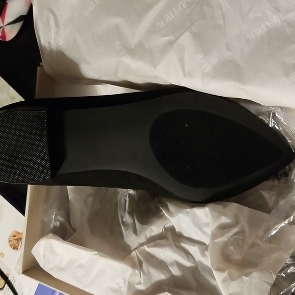 Flats - Picture 3 of 4